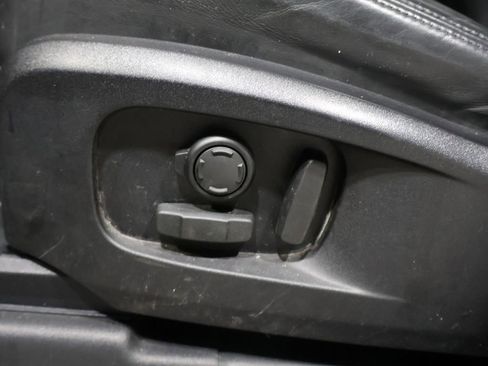 Used 2020 Land Rover Defender 110 HSE image 10