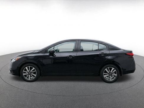 Used 2025 Nissan Versa SV FWD image 4