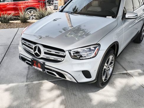 Used 2022 Mercedes-Benz GLC 300 w/ Premium Package Lite image 5