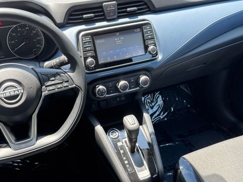Used 2025 Nissan Versa SV FWD image 20