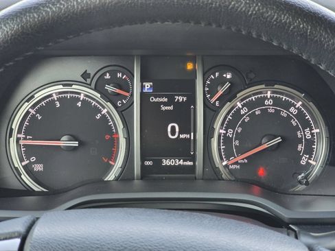Certified 2024 Toyota 4Runner TRD Off-Road Premium AWD/4WD image 15