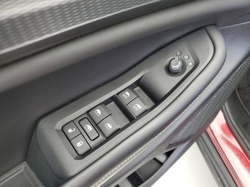 Used 2023 Jeep Grand Cherokee Laredo image 21