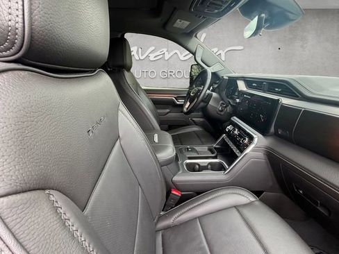Used 2025 GMC Sierra 2500 Denali w/ Denali Reserve Package AWD/4WD image 29
