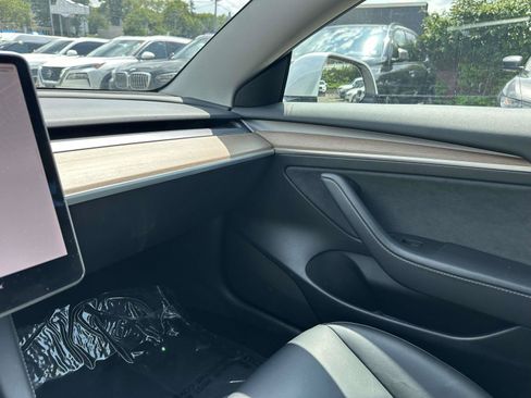 Used 2023 Tesla Model 3 Standard Range RWD image 25