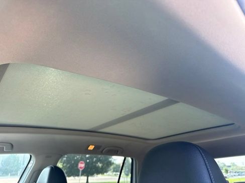Used 2019 Volkswagen Atlas SE w/ Panoramic Sunroof Package AWD/4WD image 14