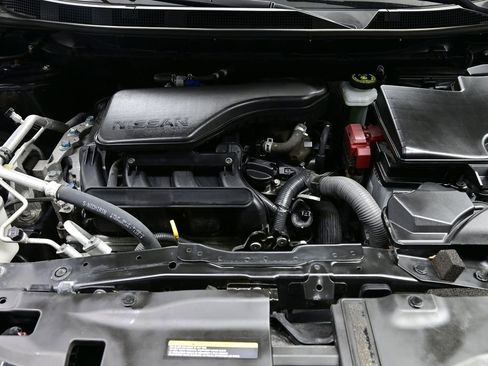 Used 2018 Nissan Rogue Sport SL w/ SL Premium Package image 21