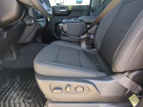 New 2026 Chevrolet Silverado 1500 Custom image 9