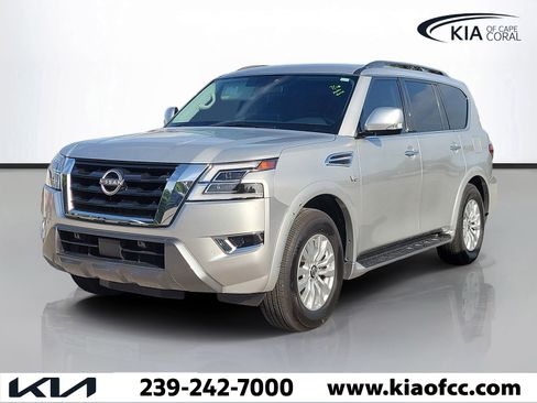 Used 2022 Nissan Armada SV w/ Cargo Package AWD/4WD image 3