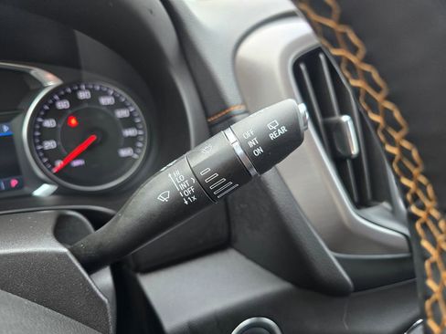 Used 2024 GMC Terrain AT4 w/ Tech Package image 79