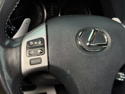 Used 2011 Lexus IS 250C image 34