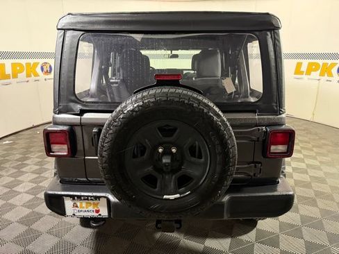 Used 2025 Jeep Wrangler Unlimited Sport AWD/4WD image 8