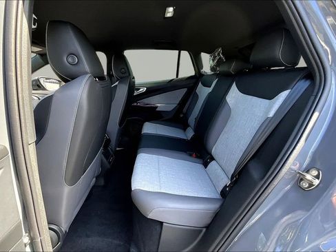 New 2026 Volkswagen ID.4 Pro image 22