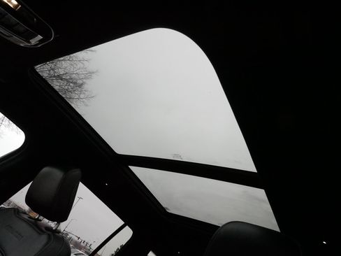 Used 2023 Jeep Grand Cherokee L Overland image 35