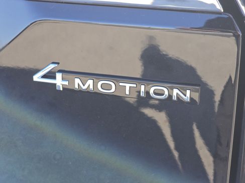 New 2026 Volkswagen Atlas SE image 12