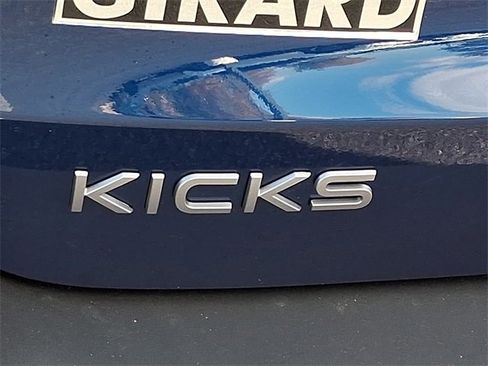 New 2026 Nissan Kicks SR w/ Cold Weather Package image 10