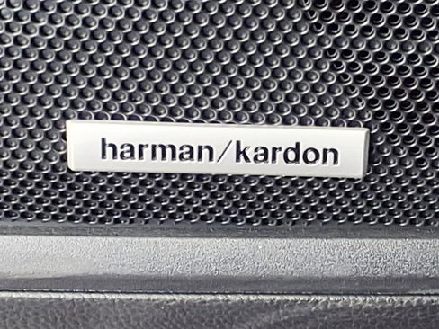 Used 2025 Subaru Outback Onyx Edition image 16