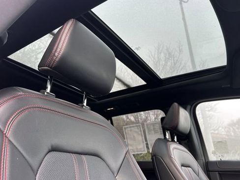 Used 2023 Ford Expedition Max Limited image 16