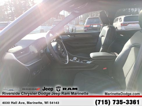New 2025 Jeep Grand Cherokee Altitude AWD/4WD image 15