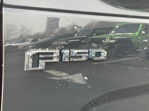 Used 2016 Ford F150 XLT w/ Equipment Group 302A Luxury image 22