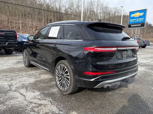 Used 2022 Lincoln Corsair Reserve image 3