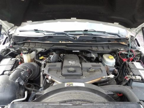 Used 2016 RAM 2500 Laramie AWD/4WD image 29