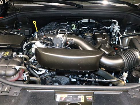 Used 2024 Dodge Durango GT image 9