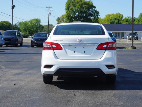 Used 2019 Nissan Sentra S FWD image 6