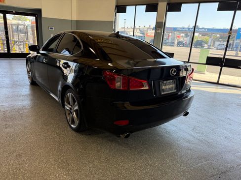 Used 2012 Lexus IS 250 w/ Premium Pkg Value Edition RWD image 5