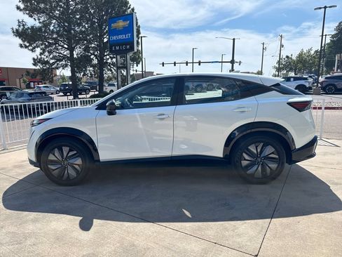 Used 2024 Nissan Ariya AWD image 2