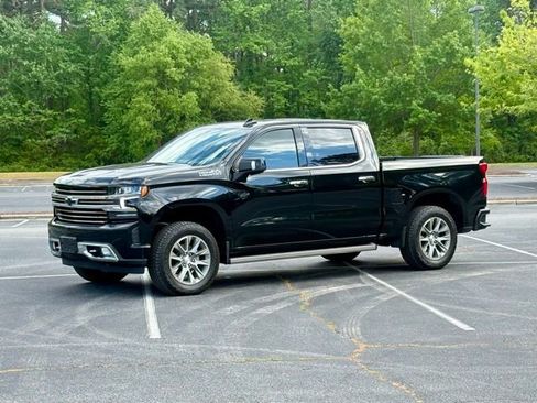 Used 2021 Chevrolet Silverado 1500 High Country w/ Technology Package image 2