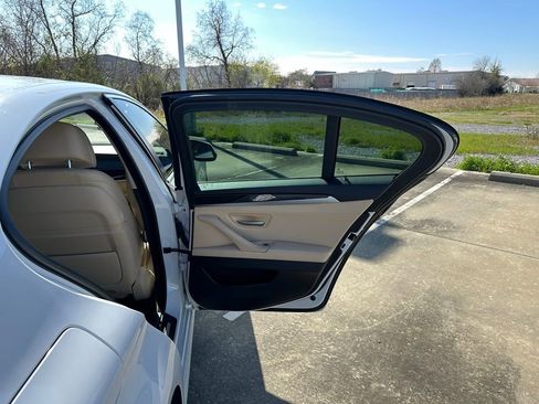 Used 2016 BMW 528i xDrive Sedan image 24