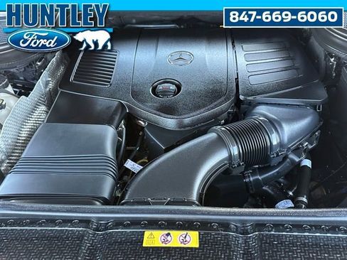 Used 2025 Mercedes-Benz GLE 350 4MATIC image 9