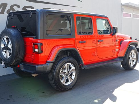 Used 2020 Jeep Wrangler Unlimited Sahara image 4