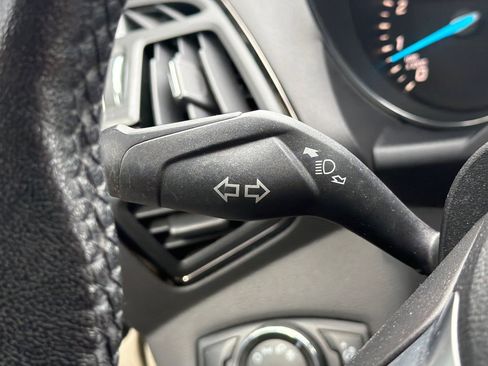 Used 2014 Ford Escape Titanium w/ Equipment Group 401A FWD image 31