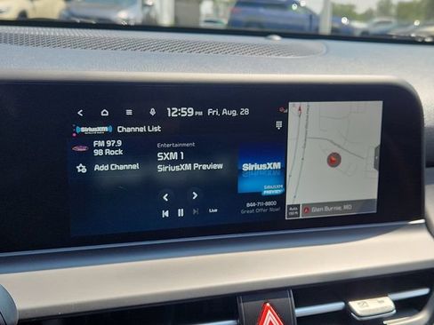 Used 2024 Kia Seltos SX w/ SX Sunroof Package AWD/4WD image 18