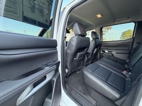 Certified 2024 Ford Ranger Lariat w/ FX4 Off-Road Package image 38