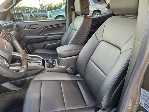 Used 2023 Chevrolet Colorado Trail Boss w/ Advanced Trailering Package image 19