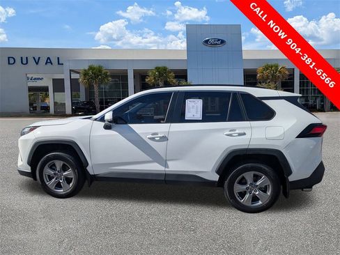 Used 2022 Toyota RAV4 XLE image 7