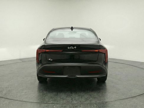 Used 2025 Kia K4 LXS image 7