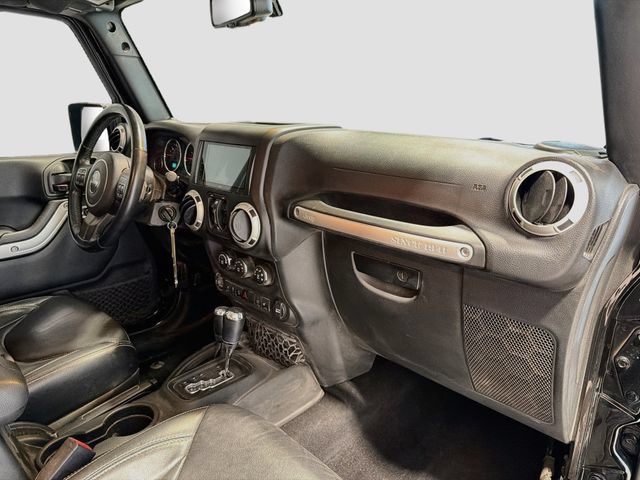 Used 2017 Jeep Wrangler Unlimited Sahara w/ Mopar Chrome Edition Group AWD/4WD image 20