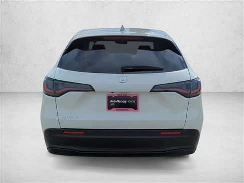 New 2027 Honda HR-V LX image 6