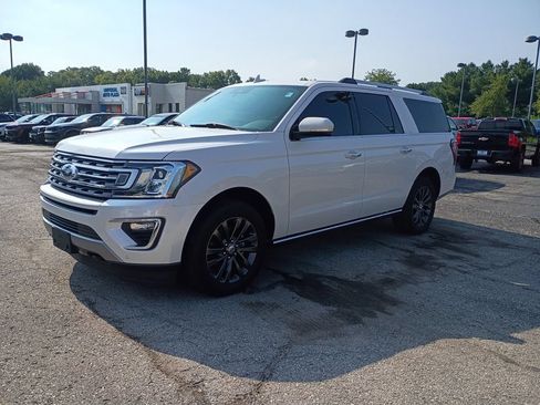 Used 2019 Ford Expedition Max Limited w/ Equipment Group 301A AWD/4WD image 17