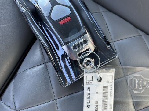 Used 2023 Audi SQ5 Prestige image 38