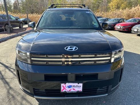 Certified 2025 Hyundai Santa Fe Limited image 8