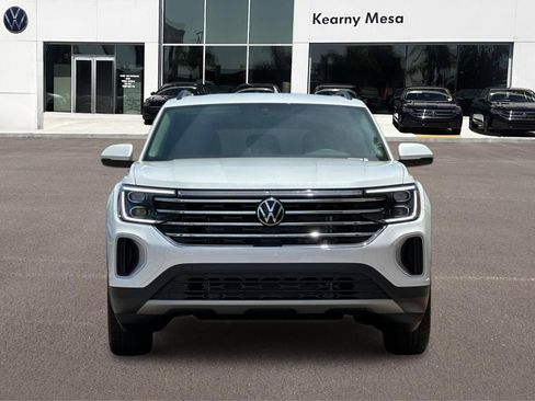 New 2026 Volkswagen Atlas SE FWD image 9