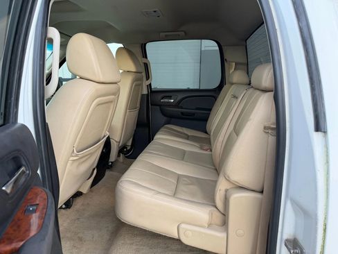 Used 2007 Chevrolet Silverado 2500 LTZ w/ Safety Package image 11