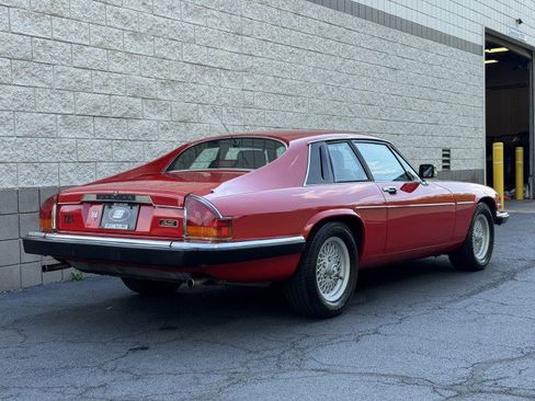 Used 1991 Jaguar XJS image 3