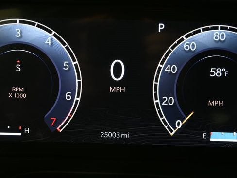 Used 2022 Jeep Grand Cherokee Altitude image 25