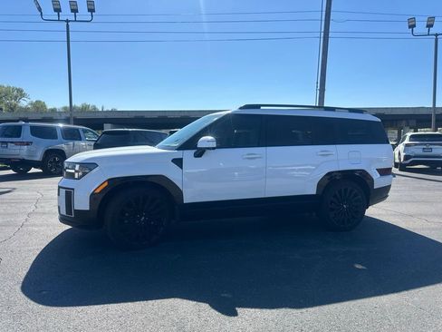 Used 2025 Hyundai Santa Fe Calligraphy image 11