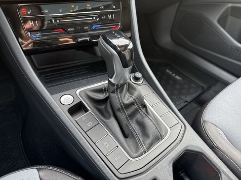 New 2026 Volkswagen Jetta SE image 20